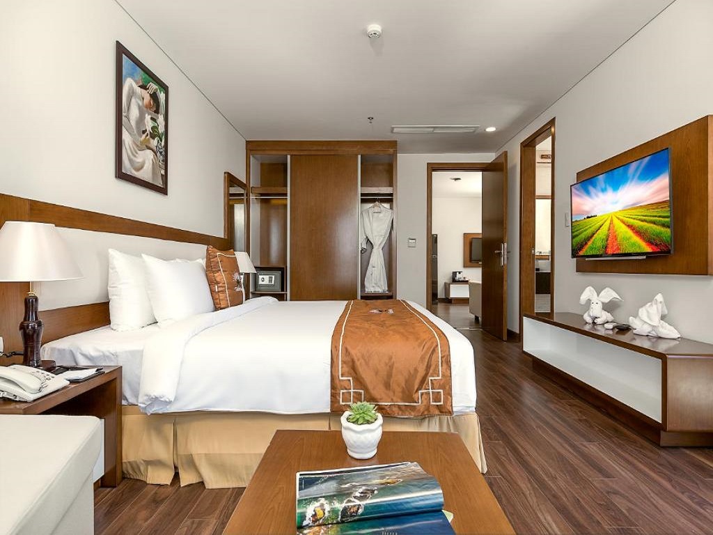 Phòng Suite One Bed Apartment Tại Khách Sạn Tamarind Đà Nẵng