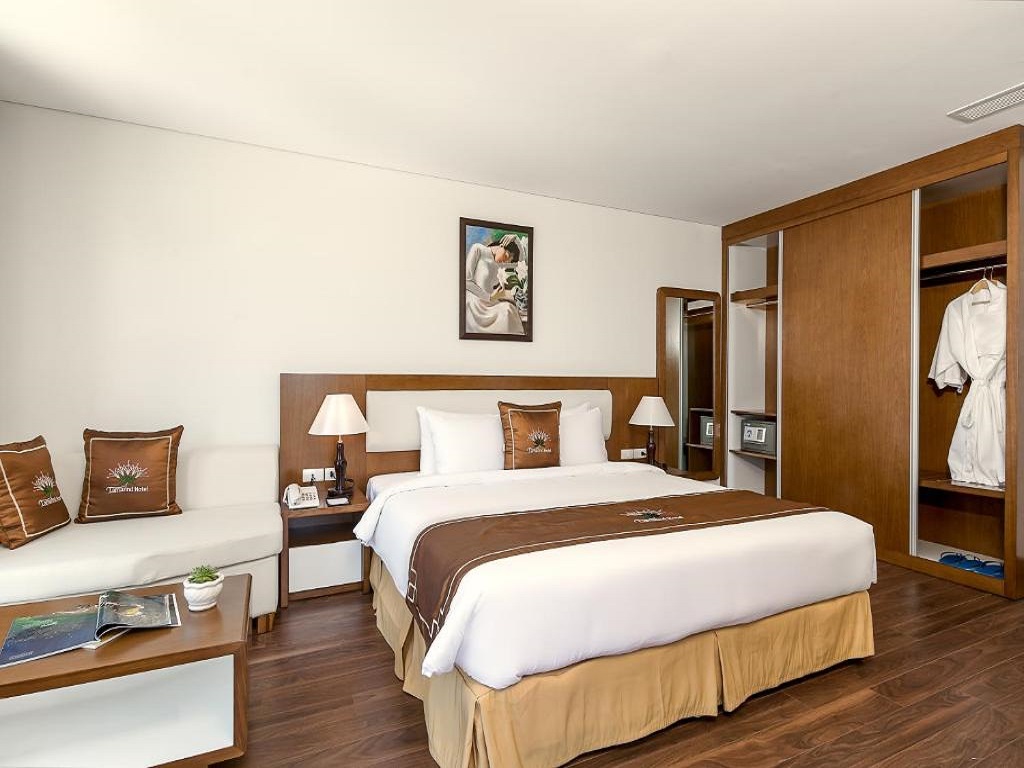 Phòng Luxury One Bed Apartment Tại Tamarind Đà Nẵng Hotel