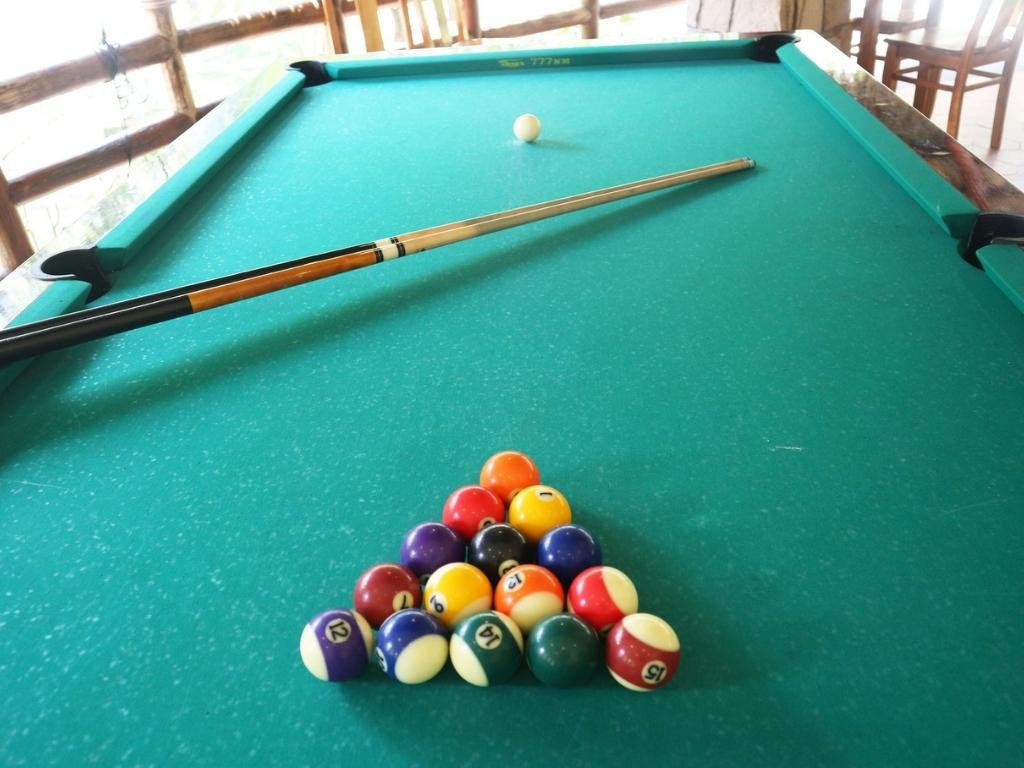 Bàn chơi Billiard tại The Garden House Phú Quốc