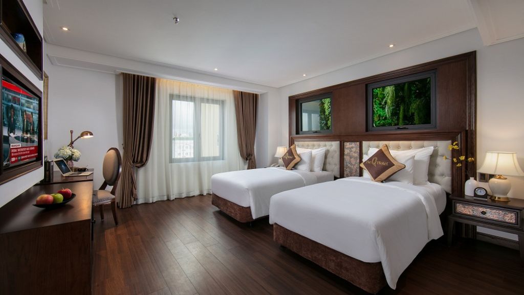 Phòng Premier Deluxe The Q Hotel Hà Nội