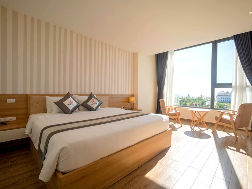 Phòng Deluxe Double Tại UMI Hotel Phú Quốc