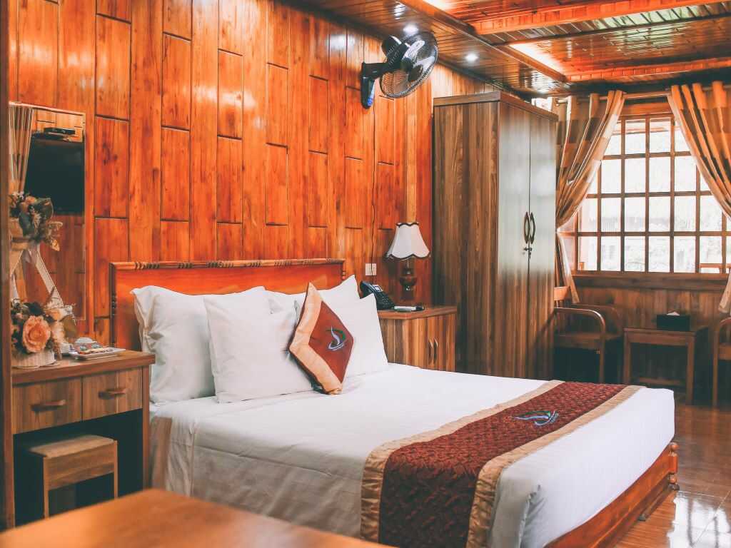 Deluxe Double Room Thung Nham Resort