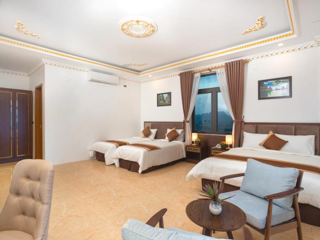 Phòng Deluxe Family khách sạn Trang An International Ninh Binh