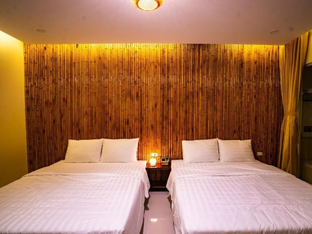 Phòng 4 Người Có Bồn Tắm Trang An Retreat