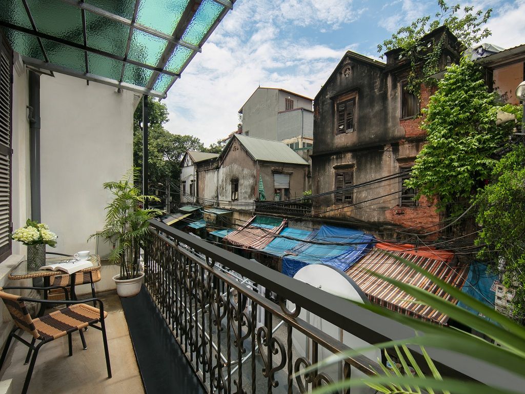 Phòng Suite Family Balcony Trang Trang Premium Hà Nội