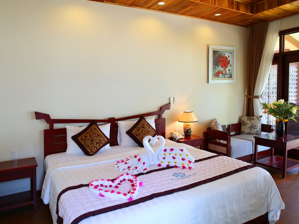 Phòng Deluxe Tại Tropicana Beach Resort & Spa Vũng Tàu