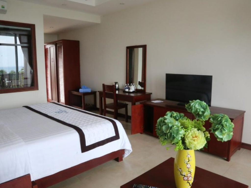 Phòng Superior Tại Tropicana Beach Resort 4 sao