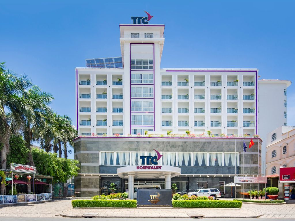 TTC Hotel Premium – Cần Thơ