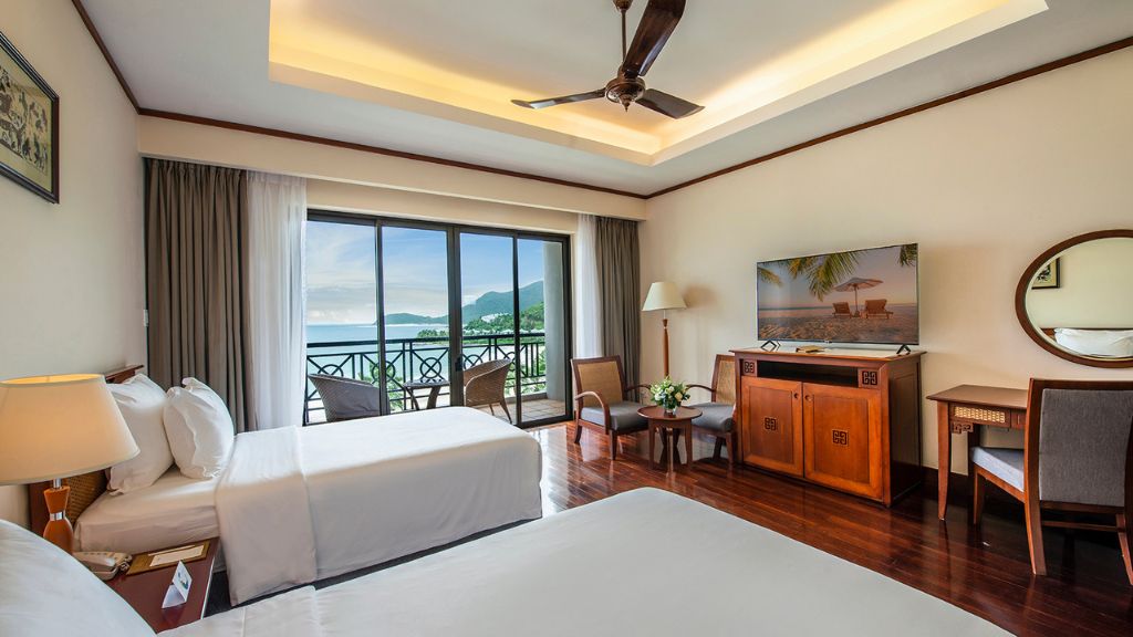 Phòng Grand Deluxe Twin Ocean View