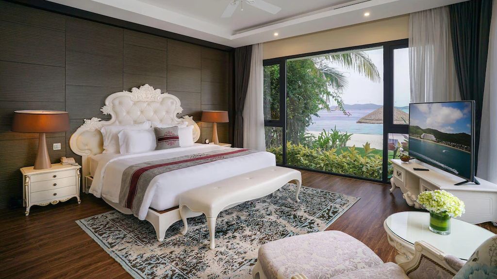 Phòng ngủ rộng rãi view trực diện biển