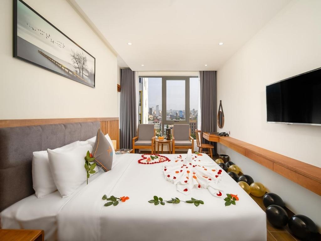 Phòng Deluxe Double City View tại Yes Hotel