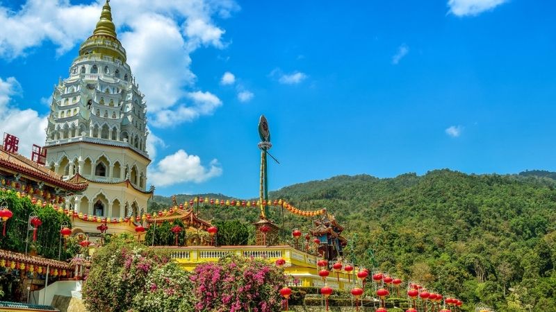 Kiến trúc độc đáo chùa Malaysia