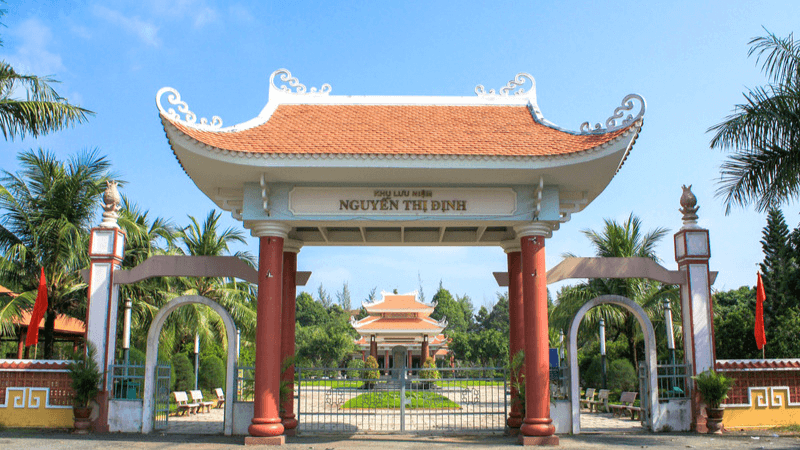 Lăng Nguyễn Thị Định