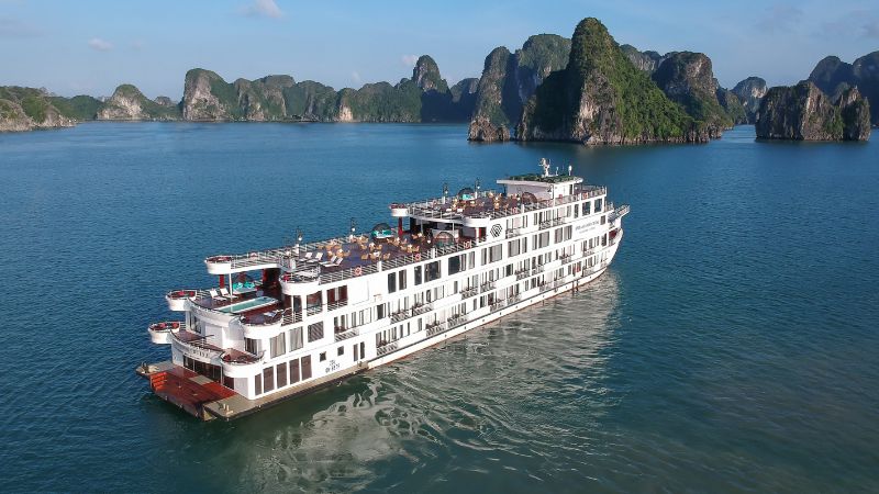 Ambassador Cruise Hạ Long