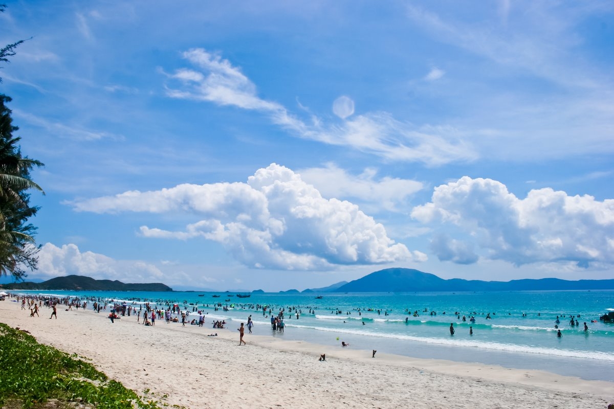 bãi biển đồ sơn