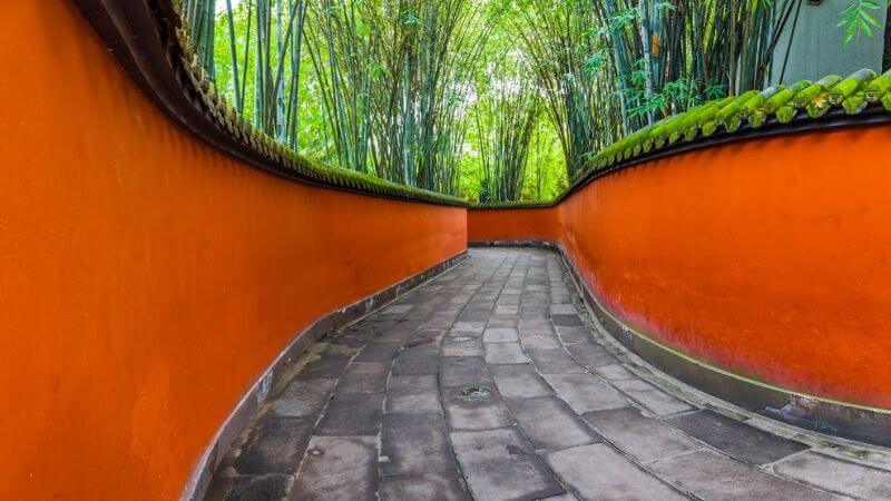 Bức tường đỏ tại  Đền Vũ Hầu là địa điểm check-in nổi tiếng tại Thành Đô.