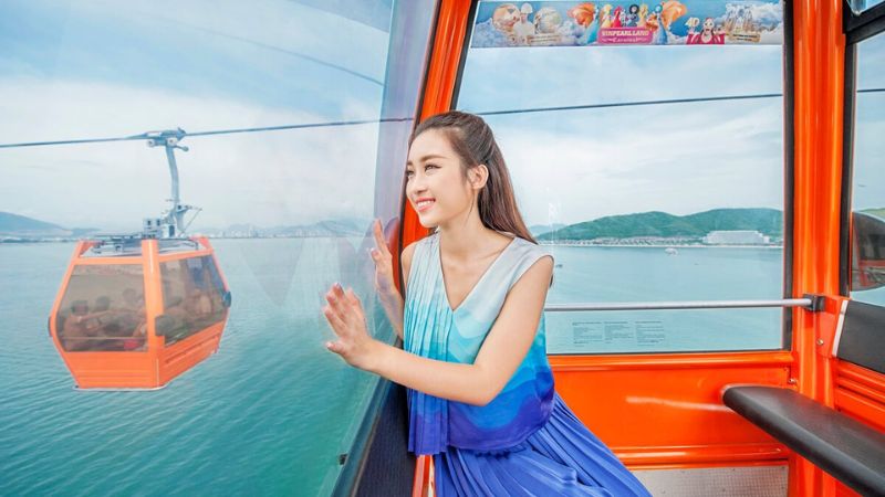 Cáp treo di chuyển tới Vinpearl Harbour