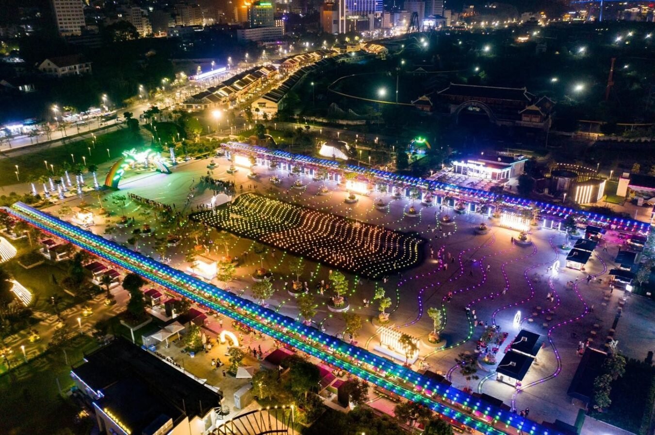 chợ đêm hạ long - quảng trường sun carnival