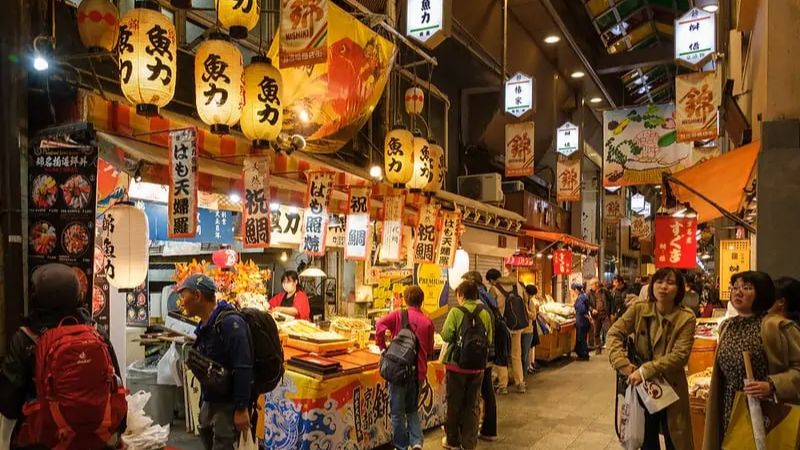 chợ đêm nishiki ở kyoto