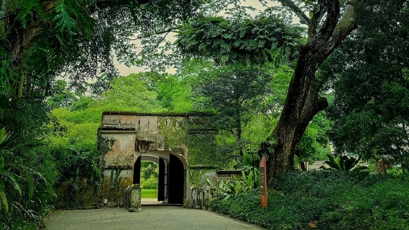 tàn tích của lịch sử singapore tại fort canning park