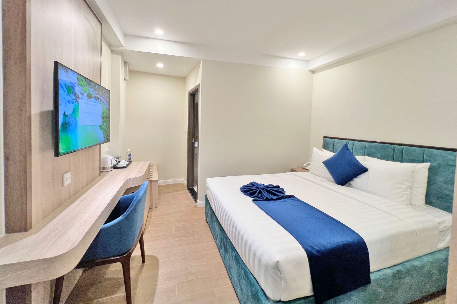 deluxe double sandals flora hotel