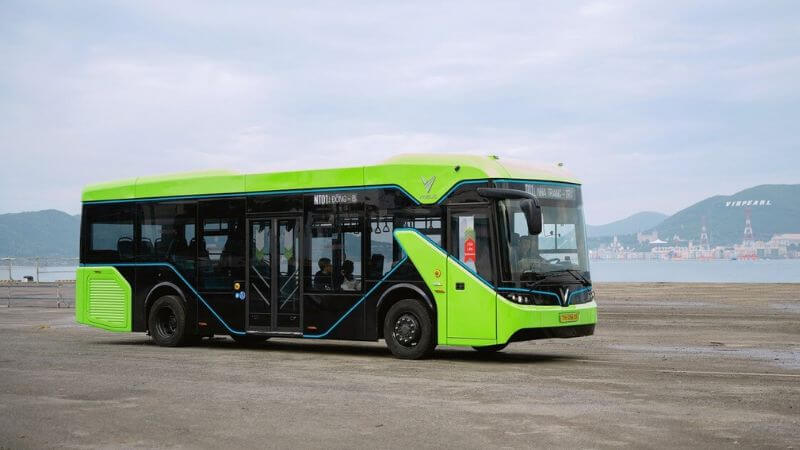 Đến VinWonders Nha Trang dễ dàng bằng VinBus (Ảnh Sưu tầm)