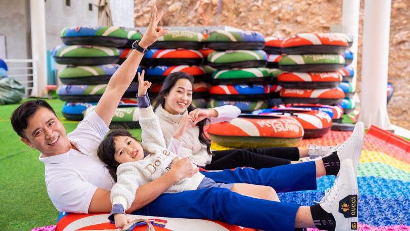 Gia đình trải nghiệm vui chơi tại Mộc Châu Island