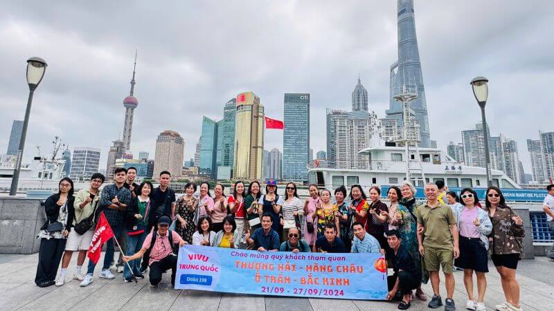 Đoàn khách du lịch Bắc Kinh Thượng Hải cùng BestPrice Travel