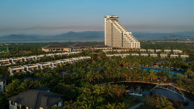 Duyên Hà Resort Cam Ranh với thiết kế sang trọng