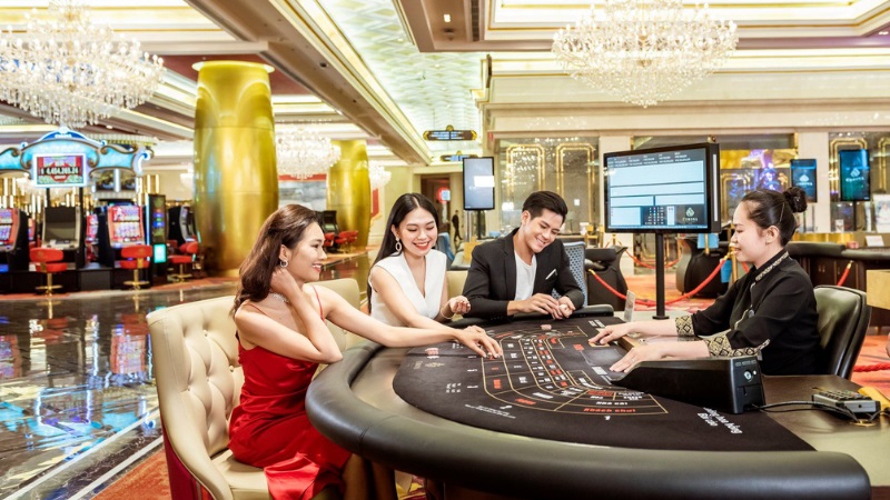 Corona Casino thuộc Corona Resort & Casino - Khu tổ hợp nghỉ dưỡng, giải trí đẳng cấp bậc nhất Việt Nam và Đông Nam Á hiện tại