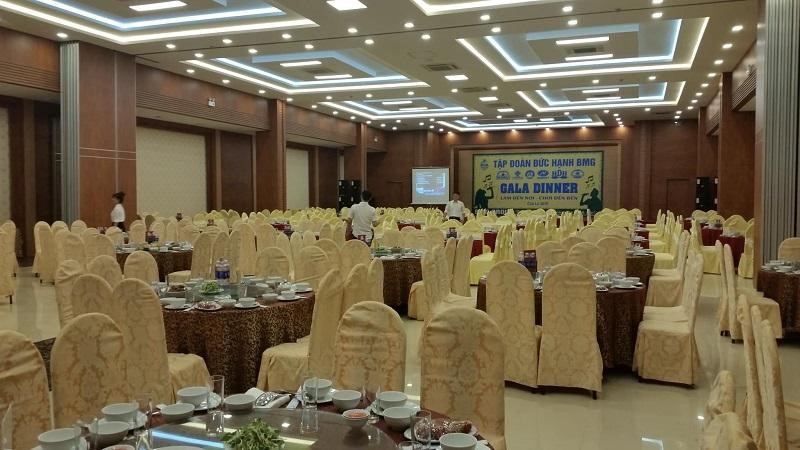 Không Gian Nhà Hàng Tại Khách Sạn Thái Bình Dương Cửa Lò