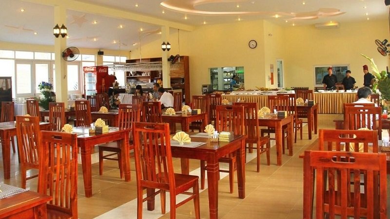 Không gian nhà hàng tại Phú Vân Resort Phú Quốc