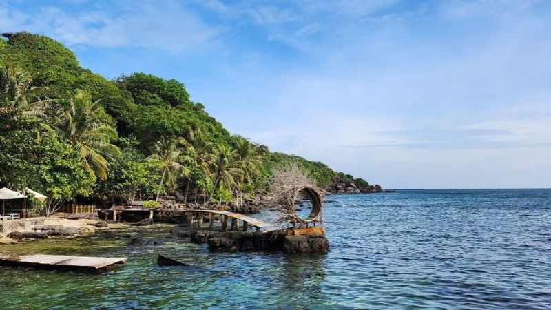 Khung cảnh tuyệt đẹp tại Hòn Mây Rút