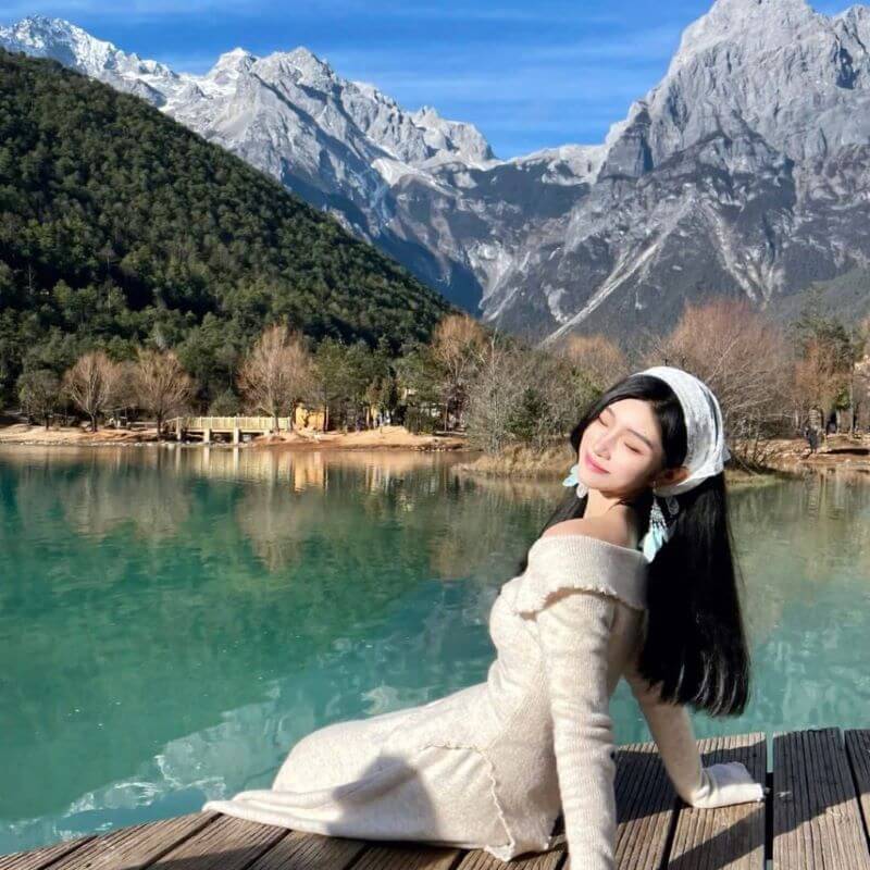 Check in tại thiên nhiên hùng vĩ Lam Nguyệt Cốc