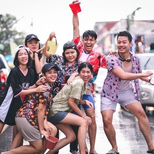 Lễ hội té nước sôi động tại Thái Lan