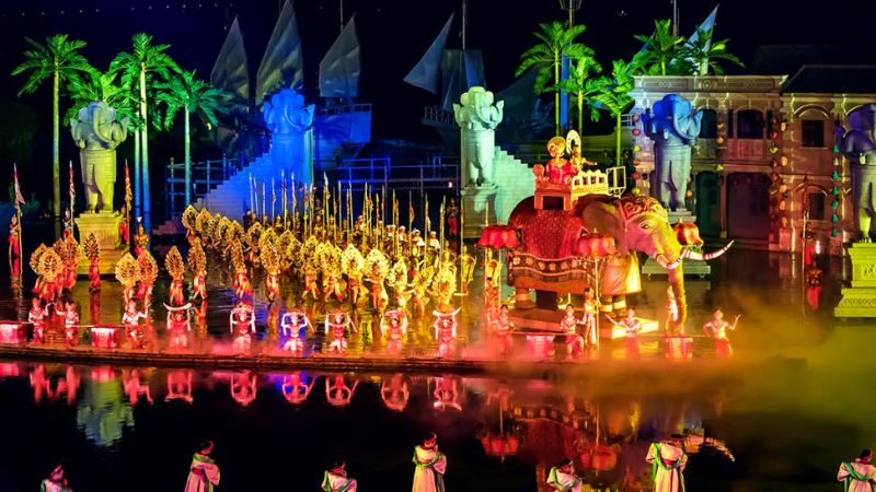 Màn đám cưới trong show diễn Ký ức Hội An