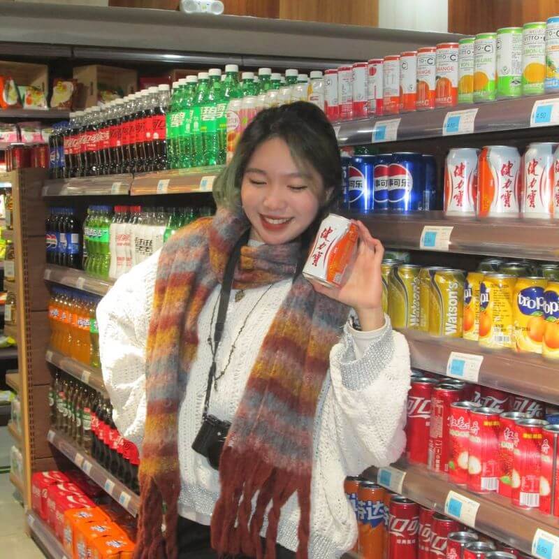 Mua đồ về làm quà khi đi tour Hà Khẩu Trung Quốc