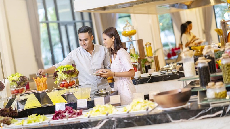 Buffet nhà hàng Vinpearl Discovery Greenhill Phú Quốc