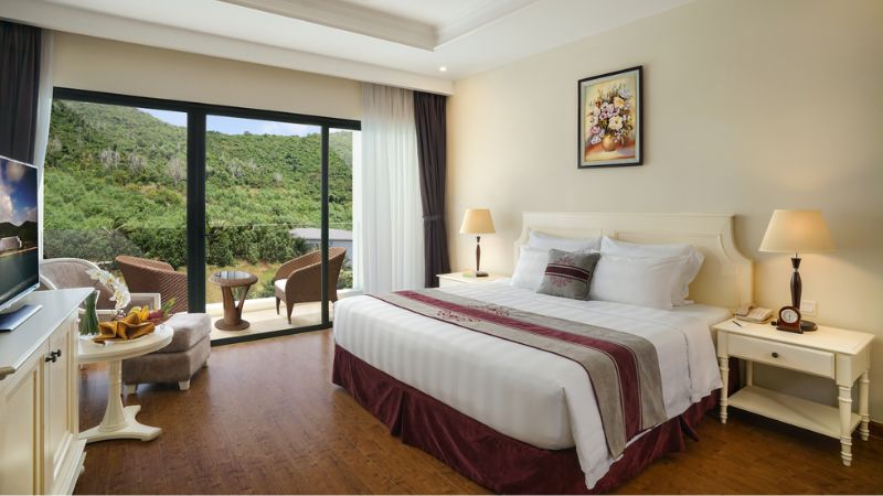 Phòng Deluxe ở Vinpearl Resort & Spa Nha Trang Bay