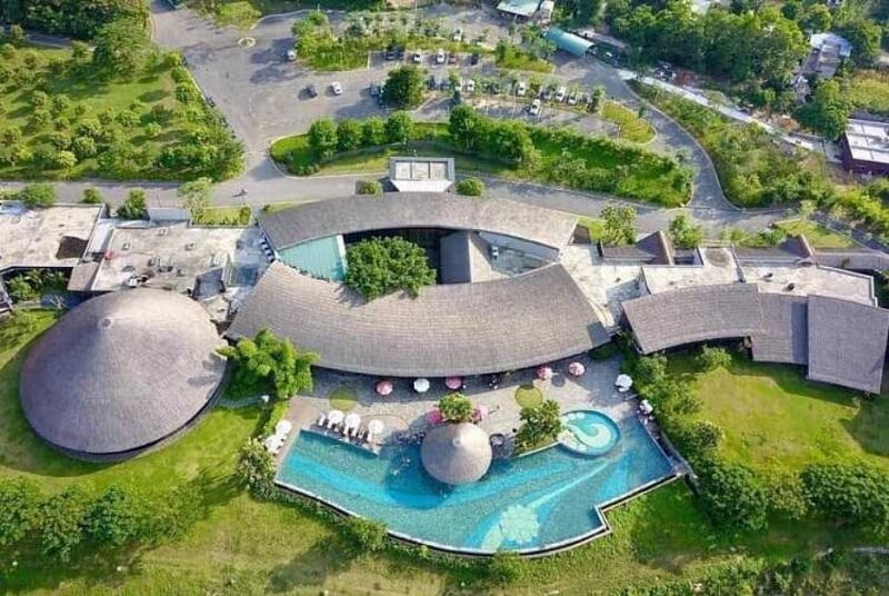 suối khoáng kim bôi