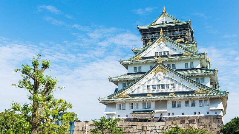 Lâu đài Osaka tráng lệ