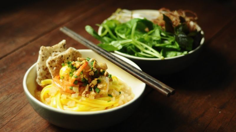 Thưởng thức đặc sản Hội An