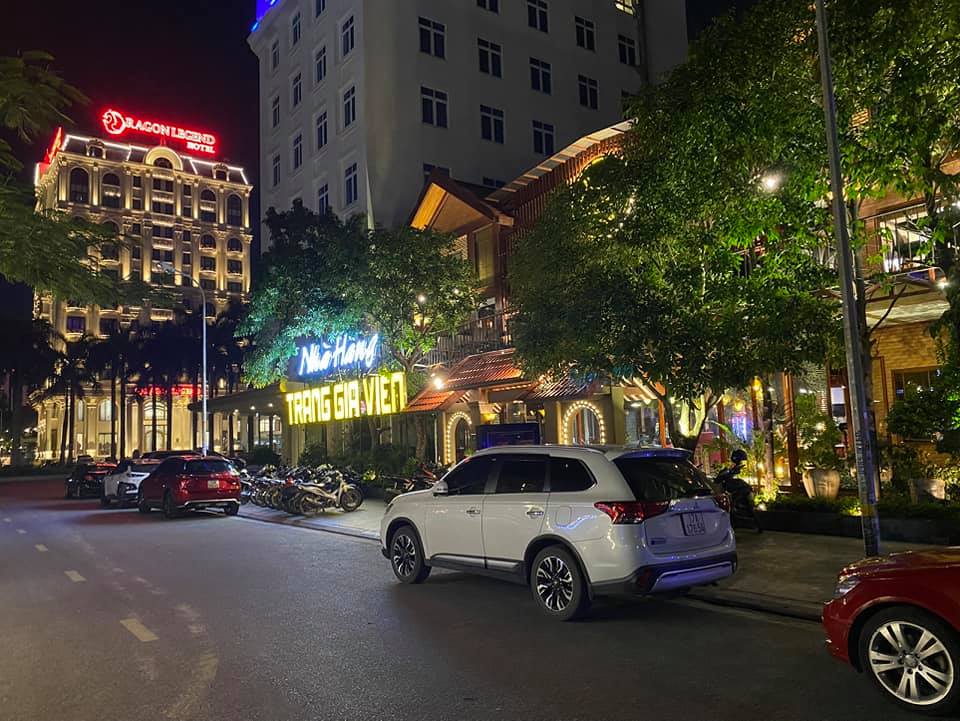 nhà hàng trang gia viên hạ long