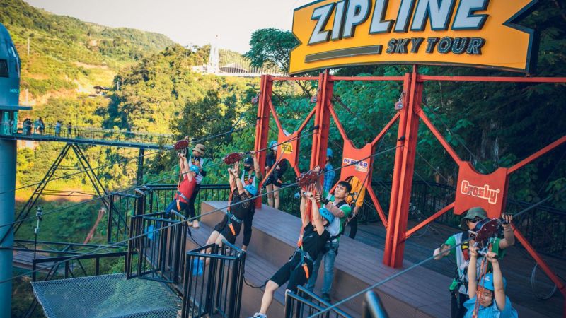 Zipline Sky Tour tại Mộc Châu Island