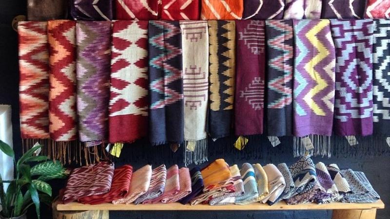 vải dệt của người Lào 