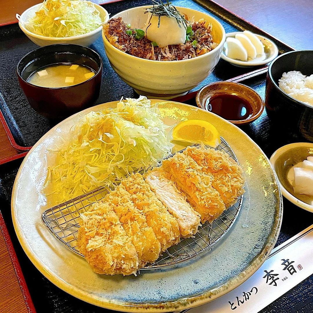 Ăn Tonkatsu Nhật Bản