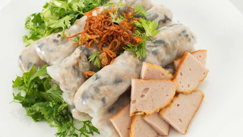 Mua vé từ Nha Trang đi Hà Nội thưởng thức bánh cuốn
