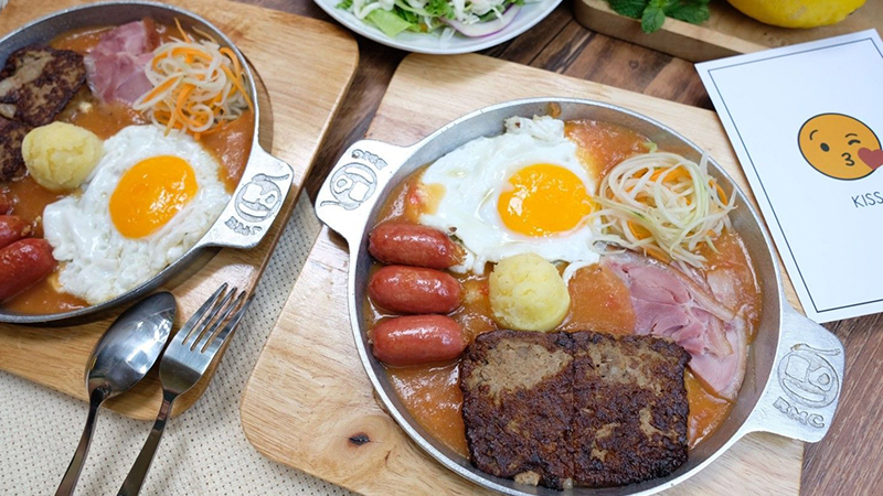 Bánh mì chảo Hà Nội