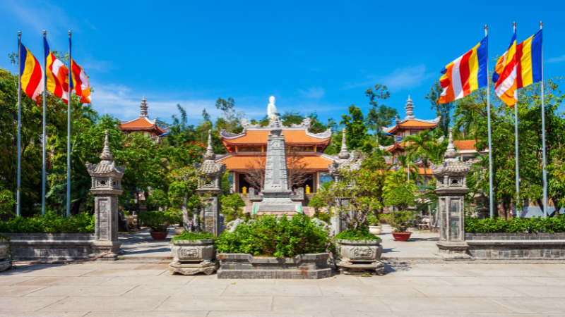 Chùa Long Sơn Nha Trang