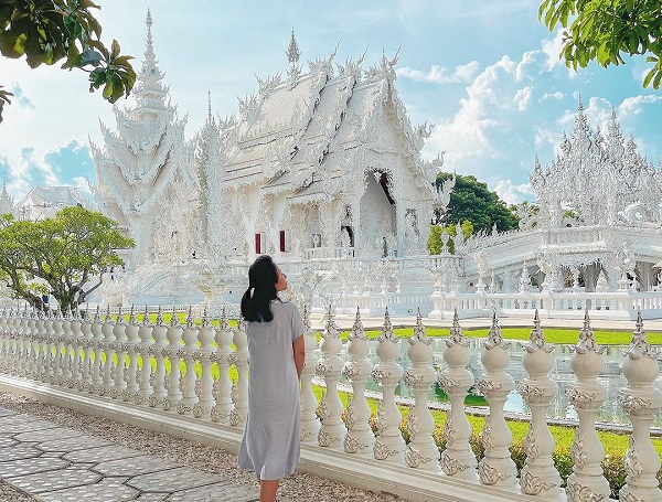 Chùa trắng Wat Rong Khun Thái Lan